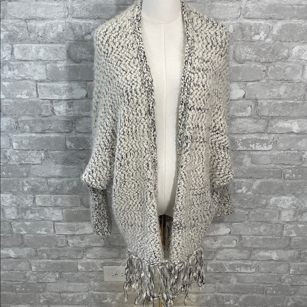 Umgee Textured Fringe Cardigan - Cream and Gray